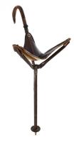 Antik vadász szék, bőr ülő résszel, kopott, h: 92 cm