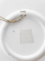 Bodrogkeresztúri bikás tál, jelzés nélkül, kis kopással, 21x21 cm