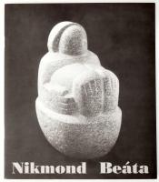 Nikomond Beáta. A hátsó borítón a művész, Nikomond Beáta szobrászművész DEDIKÁCIÓJÁVAL.Bp., 2003, Kispesti Helikon Kulturális Egyesület. Gazdag képanyaggal illusztrált. Kiadói papírkötés.