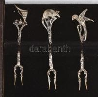 Ezüst(Ag) olívabogyó tálaló villa, 6 db, jelzett, nettó: 27 g