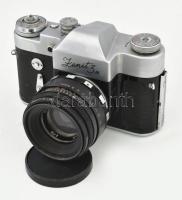 cca 1970 Zenit 3M fényképezőgép, Helios-44 2/58 objektívvel, eredeti kissé sérült bőr tokjában