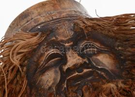 Szakállas férfi. Faragott fa, jelzés nélkül, m: cca 50 cm