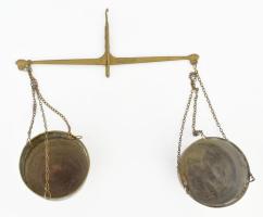 Régi réz kétkaros mérleg, kopással