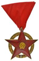 1953. Vörös Csillag Érdemrend aranyozott, zománcozott bronz kitüntetés mellszalagon T:AU / Hungary 1953. Order of The Red Star gilt, enamelled bronze decoration on ribbon C:AU NMK 611.