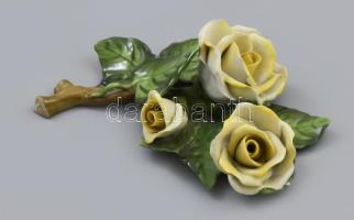 Herendi rózsaág, sárga rózsákkal. Jelzéssel,sérüléssel, h: 16,5 cm