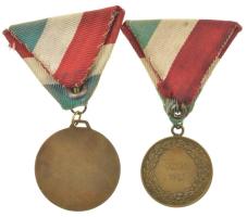 1933. "M. kir. Jutasi Honvéd Altisztképző és Nev. Int." Cu jelvény mellszalagon + 1935. &q...