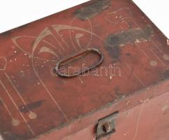 Szecessziós lemezdoboz, korának megfelelő állapotban, 26x17x17 cm