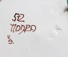 Modra keramik: dísztál. Áttört anyagú virágmintás mázas kerámia dísztál, jelzéssel, hibátlan, d: 26,...