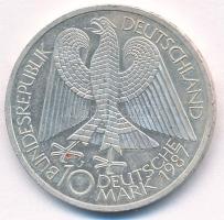 NSZK 1987J 10M Ag "750 éves Berlin" T:AU 
FRG 1987J 10 Mark Ag "750th Anniversary of...