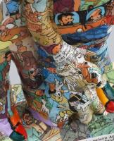 cca 2000 Francia pop-art szobor: Tintin, Milou és Haddock Kapitány. Tematikusan válogatott képregény...