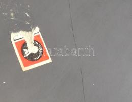 Iparművész tálca. Címkével jelzett, réz d: 31 cm