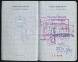 1976 Magyar Népköztársaság által kiállított fényképes igazolvány francia, olasz, spanyol, görög, bri...