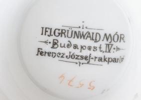Grűnwald Mór porcelán csésze,kézzel festett, jelzett kopással d: 9 cm, m: 8 cm