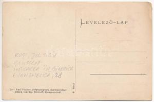 Kisdisznód, Michelsberg, Cisnadioara; Kirchgang sächsischer Bauern / Szász parasztok a templomba men...