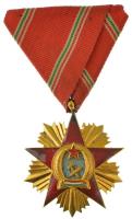 1949. "A Magyar Népköztársasági Érdemrend V. fokozata" zománcozott, aranyozott bronz kitüntetés mellszalaggal T:XF zománchiba / Hungary 1949. "Order of Merit of the Hungarian People's Republic, 5th Grade" enamelled gilt bronze decoration with ribbon C:XF enamel error NMK 533.