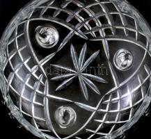 Hántolt mintával díszített kristály kínáló, jelzés nélkül, kis kopással, d: 19,5 cm, m: 10 cm