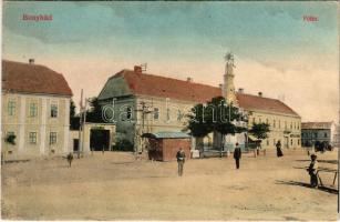 Bonyhád, Fő tér, Szentháromság szobor, Klaric üzlete. Reining E. kiadása