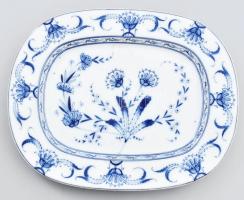 F&M virág mintás porcelán tál. Máz alatti kék festés, jelzett nélkül, apró kopással 34x17 cm