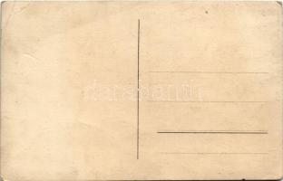 1917 Borsfa (Zala), kislányok télen. photo (EB)