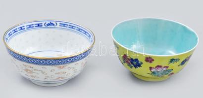 2 darab kínai leveses tál, egyiken repedéssel, jelzéssel, d: 11,5 cm