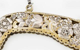 Szecessziós aranyozott ezüst (Ag) táska keret. Áttört, virág mintás, lánccal, Jelzett 20 cm, 160 g