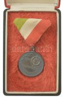 1958. "Felsőoktatási Tanulmányi Érdemérem 1958 / Tudással a hazáért, a szocializmusért" br...