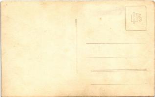 Budapest III. Óbuda, Magyar Királyi Folyamőrség őrnaszádjai a parton / Hungarian River Guard ships. ...