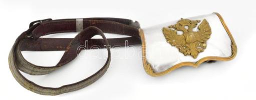 Osztrák-magyar lovassági tiszti tölténytáska, patrontáska (kartus). Fadoboz bordó bőrbevonattal, ezü...