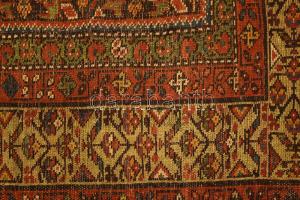 Antik török kézi csomózású szőnyeg, cca 350x170 cm