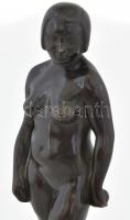 Sóváry János (1895-1966): Női akt. Patinázott bronz, márvány talapzaton. Jelzett: Sóváry J. Talapzat...