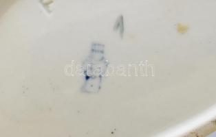 Zsolnay art deco hegedűs figura. Kézzel festett, jelzett, vonó letört 23 cm