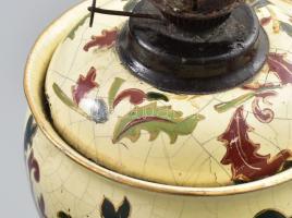 Két darab, egy pár antik fajansz lámpa vas öntvény talpon, modern vezetékezéssel. Kézzel festett, ki...