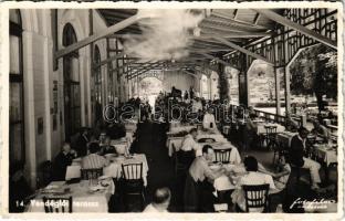 Félixfürdő, Baile Felix; vendéglői terasz, étterem, vendégek és pincérek / restaurant terrace, waiters and guests (EK)