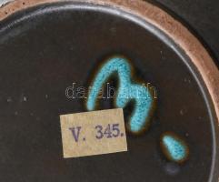 B. Várdeák Ildikó (1929-2013): Mázas kerámia kínáló, felhajtott oldallal, jelzett, hibátlan, d: 21,5...