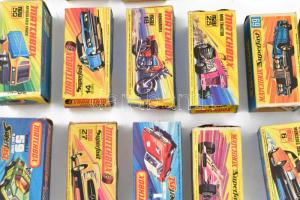 Matchbox gyűjtemény: 39 db matchbox eredeti dobozában az 1970-es évekből. Mind jó állapotban, nagyré...