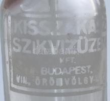 1937 Kisszakasz Szikvizüzem Budapest szódásüveg, fejazonos, kopással, m: 27,5 cm
