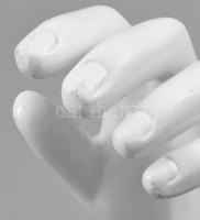 Porcelán kéz nagy méretű, márvány talapzaton 26 cm