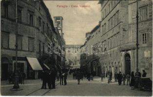 Perugia, Corso Vannucci / street view, shops