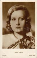 Greta Garbo (1905-1990), svéd színésznő, a filmtörténet egyik legérdekesebb alakja, akinek méltóságteljes, melankolikus magatartása nemcsak a filmvásznon kreált mítosz része, de jellemének egyik legfontosabb vonása is volt. Metro-Goldwyn-Mayer Ross Verlag