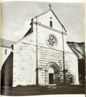 Dercsényi Dezső: Románkori építészet Magyarországon. Bp.,1972, Magyar Helikon-Corvina. Kónya Kálmán ...