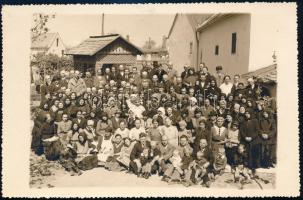 1936 Nagyszalontai (Erdély) vallási konferencia résztvevői, fotó hátoldalon feliratozva és pecsételve, szép állapotban, 11,5×17,5 cm