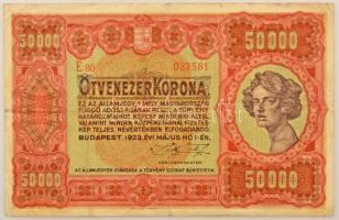 1923. 50.000K nyomdahely jelölés nélkül, piros sor- és sorozatszám "E80 037581" T:F,VG / Hungary 1923. 50.000 Korona without printer's mark, red serial "E80 037581" C:F,VG Adamo K45, Krause P#71