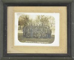 cca 1915 I. világháborús német katonai csoportkép, kitámasztható, üvegezett képkeretben, keret: 18x15,5 cm