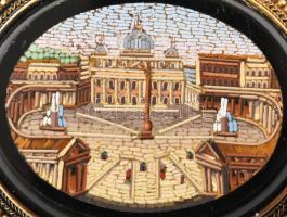 Bross vatikáni látképpel, kézzel festett, XIX. sz, réz keretben, apró csorbákkal, d: 50 mm