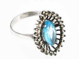 Ezüst(Ag) gyűrű, jelzett, méret: 55, bruttó: 3,9 g