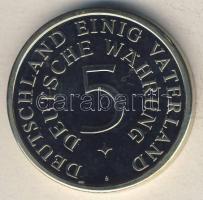 Németország 1991. "40 éves az ezüst 5 Márka" ffm emlékérem T:PP