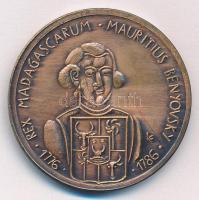 Ligeti Erika (1934-2004) 1986. REX MADAGASCARUM MAURITIUS BENYOVSKY 1776-1786 / MÉE 1986 Benyovszky Móric bronz emlékérem (42,5mm) T:AU felületi karc Adamo BP19