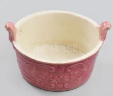 Zsolnay rózsaszín edényke. cca 1870 benyomott jelzéssel. apró hajszálrepedésekkel d: 10 cm