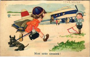 Most aztán siessünk! / Romantic children art postcard with aircraft (EK)