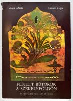 -  Kocsi Márta - Csomor Lajos: Festett bútorok a Székelyföldön. Bp., 1982, Népművelési Propaganda Iroda. Kiadói papírkötés